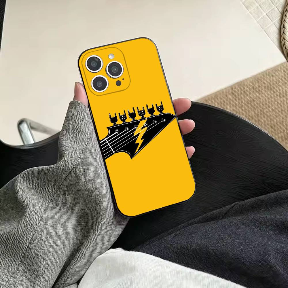 ミニマルなフラット楽器デザインのiPhoneケース（iPho - Musical Instrument Quotes のレビューと価格
